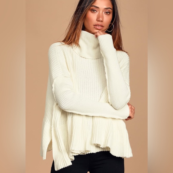 Free People Layer Cake White Cowl Neck Thick Knit Peplum Sweater - Picture 2 of 4